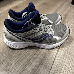 (SOLD) Saucony Gray and Purple Athletic Shoes Size 12